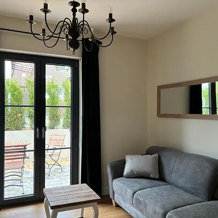 Ferienwohnung 2, Ostseevilla Seebad Ahlbeck * 塞巴特黑灵斯多夫